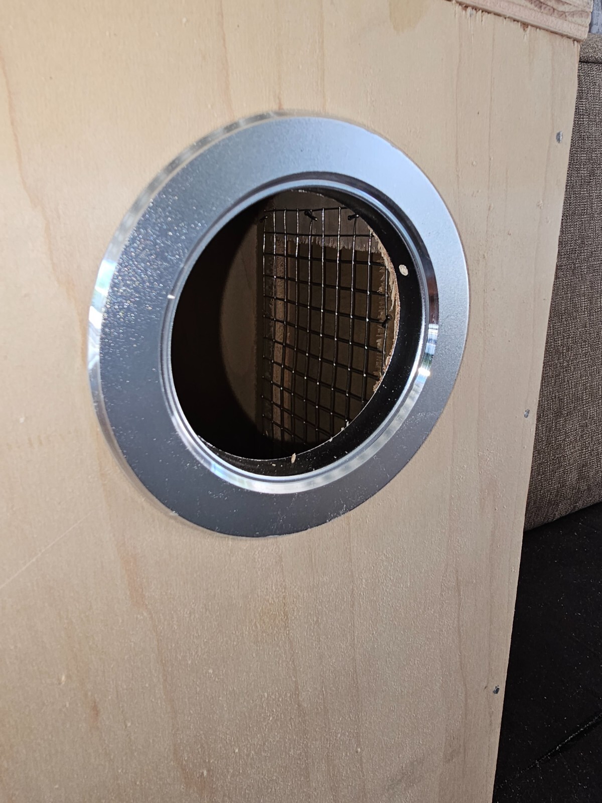 Boot Nest Box (14"x14"x7" 7" toe) Quakers, conures, indian ringneck, etc