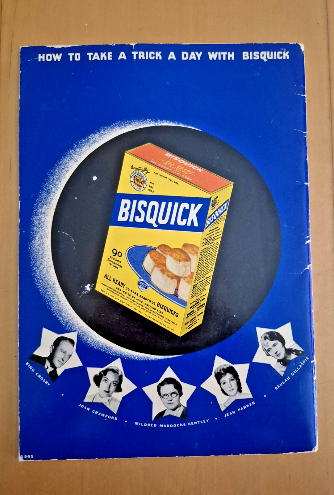 Vintage 1935 Bisquick HOW TO TAKE A TRICK A DAY WITH BISQUICK recipe booklet