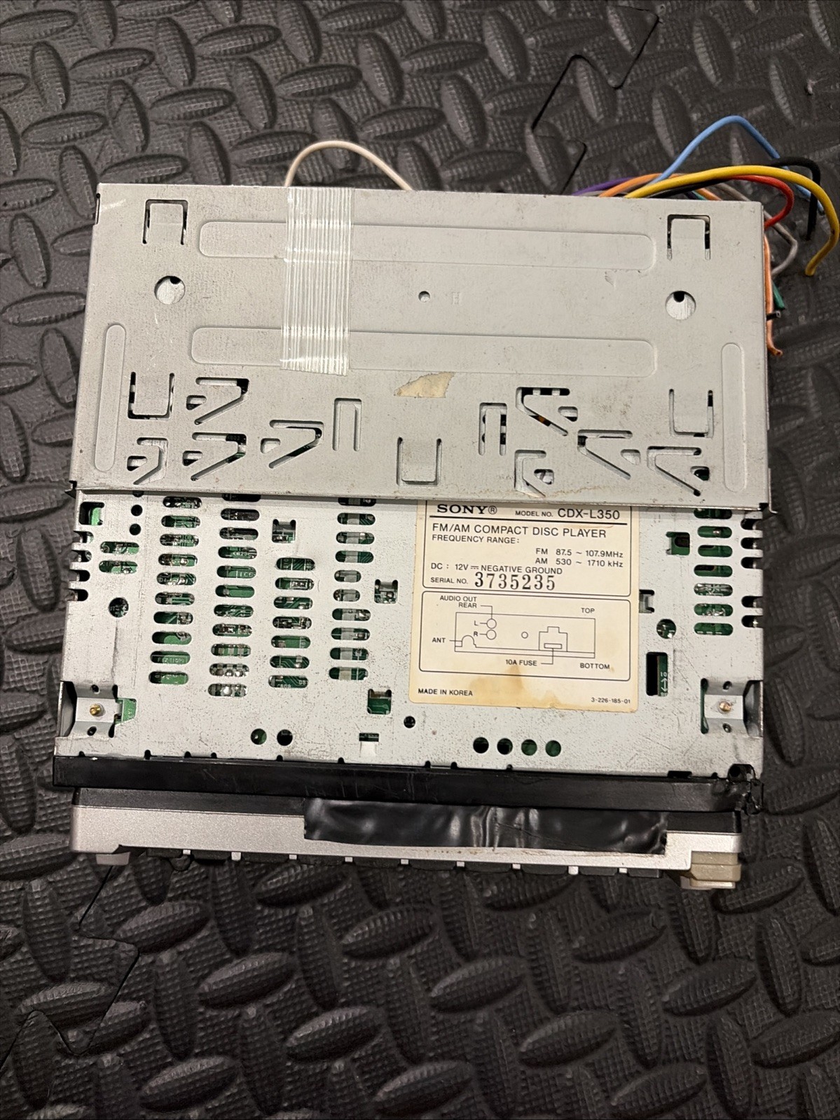 Sony In Dash CDXL350 FM/AM Compact Disc Player Car Stereo w/Detachable Faceplate