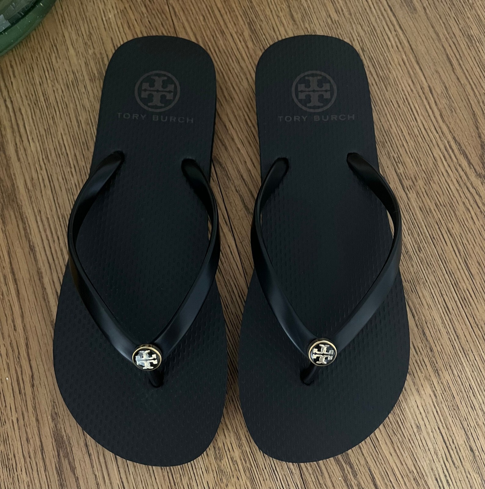 TORY BURCH Flip Flops 6 Black Flats Thin Strap Sandals