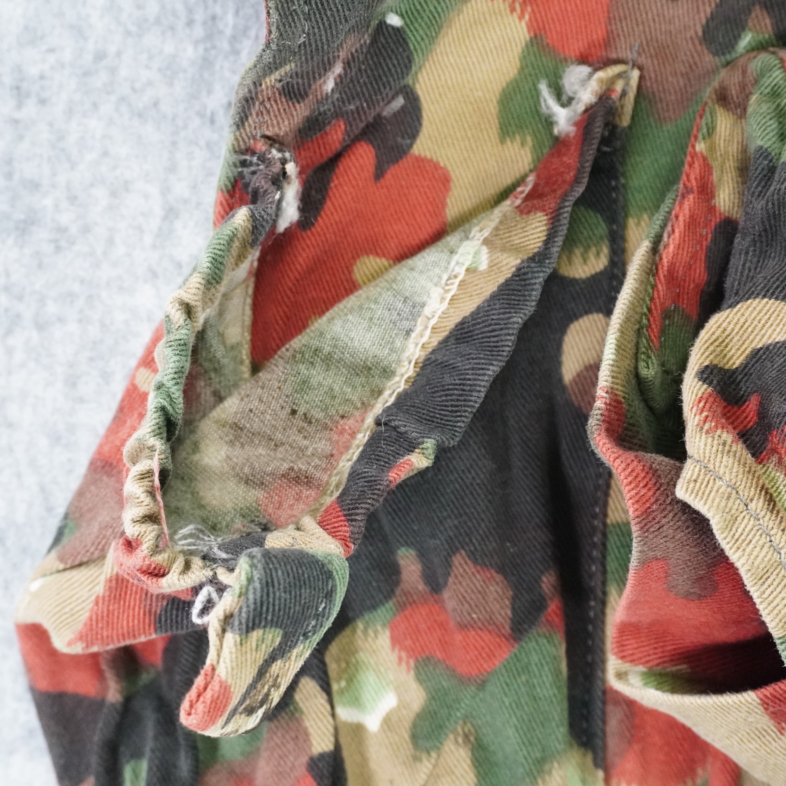 Swiss Army M70 Alpenflage Combat Pack Backpack Coat Jacket Attachment Distressed