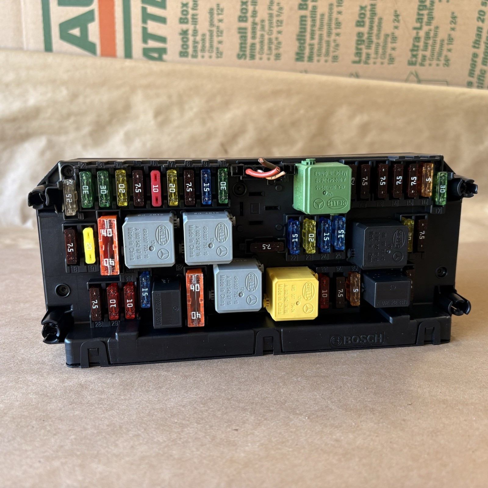 13 Mercedes-Benz C250 Front Fuse SAM Relay Box Control Module A 212 900 34 14