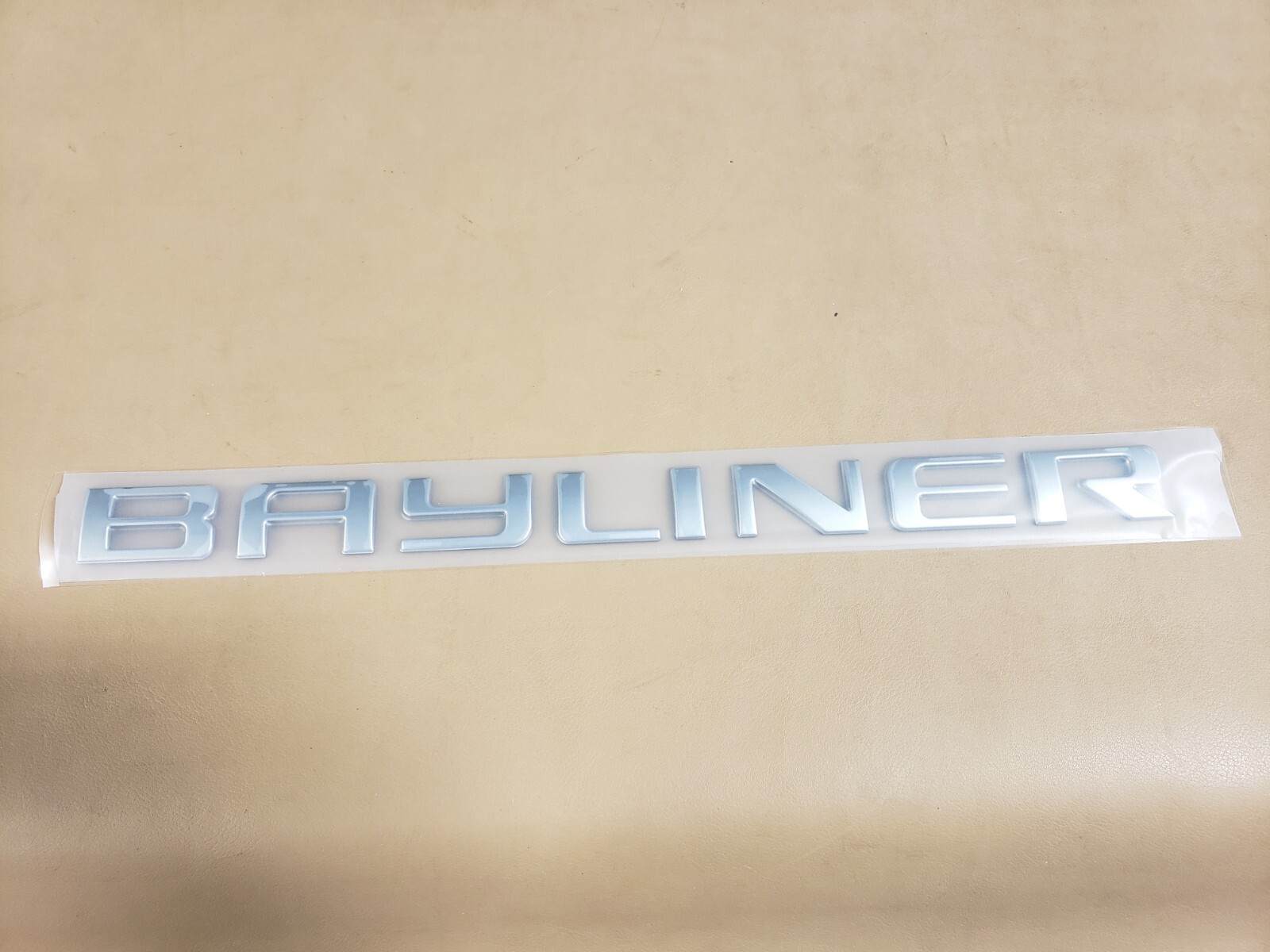 18” BAYLINER SCRIPT LOGO / RAISED CHROME LETTERS