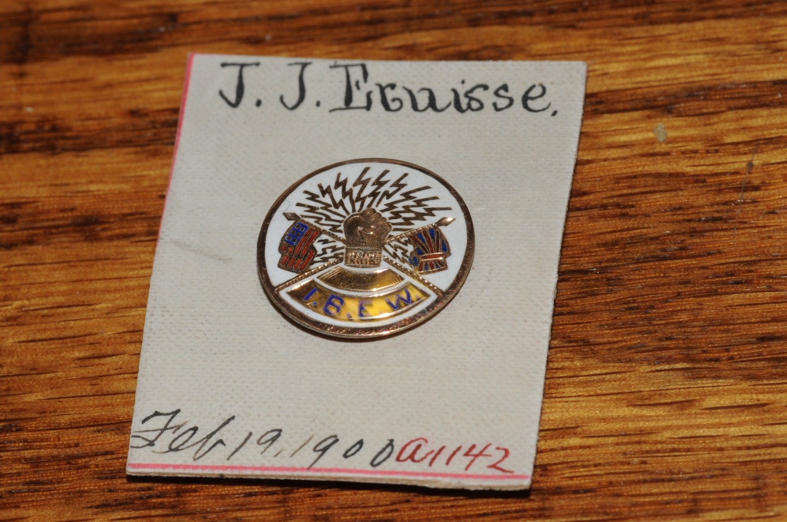 I.B.E.W. Fraternal Organization Lapel Pin Gold Filled 1900 Historical NOS