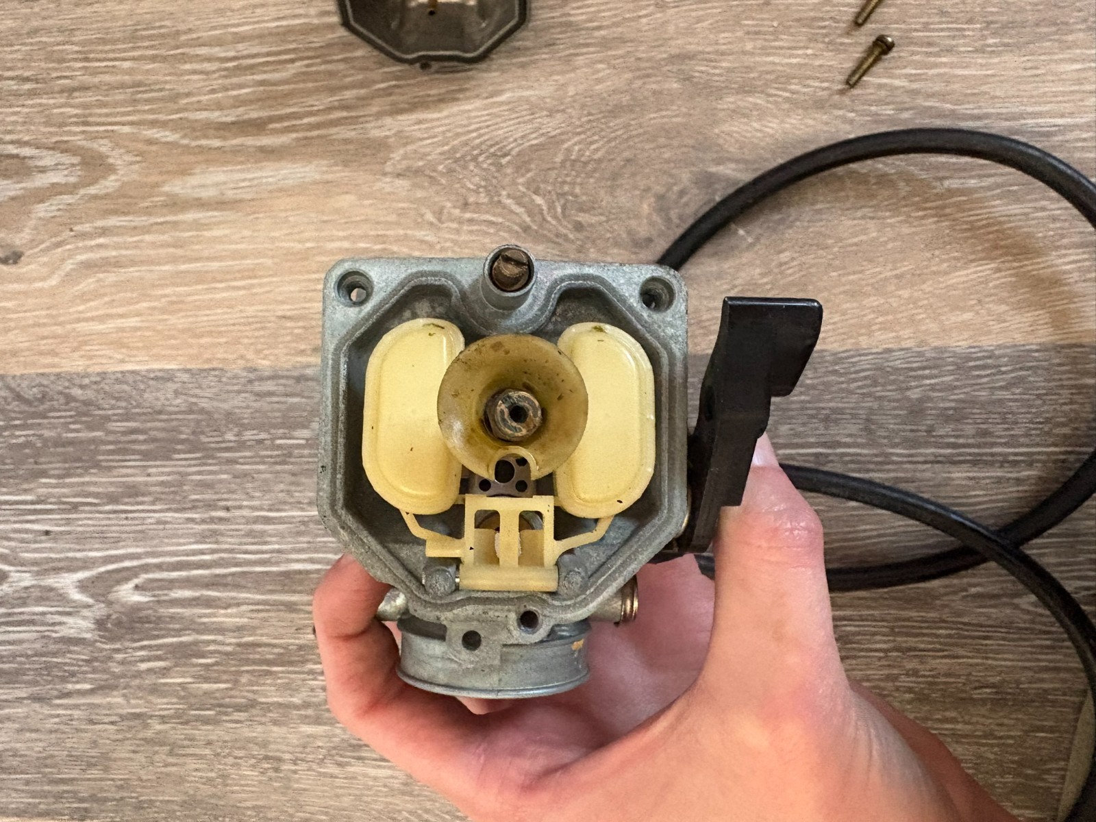 Used OEM Honda Keihin Carburetor Fuel Throttle Assembly 16100-HN6-003 DB7