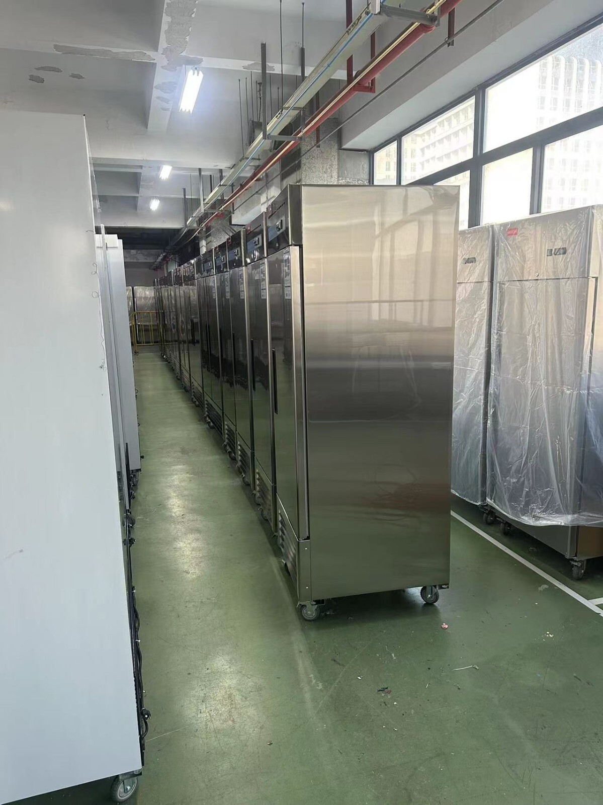 27' W Reach-in Commercial Freezer Stainless Steel 1 Door 23 Cu.ft Capacity ETL