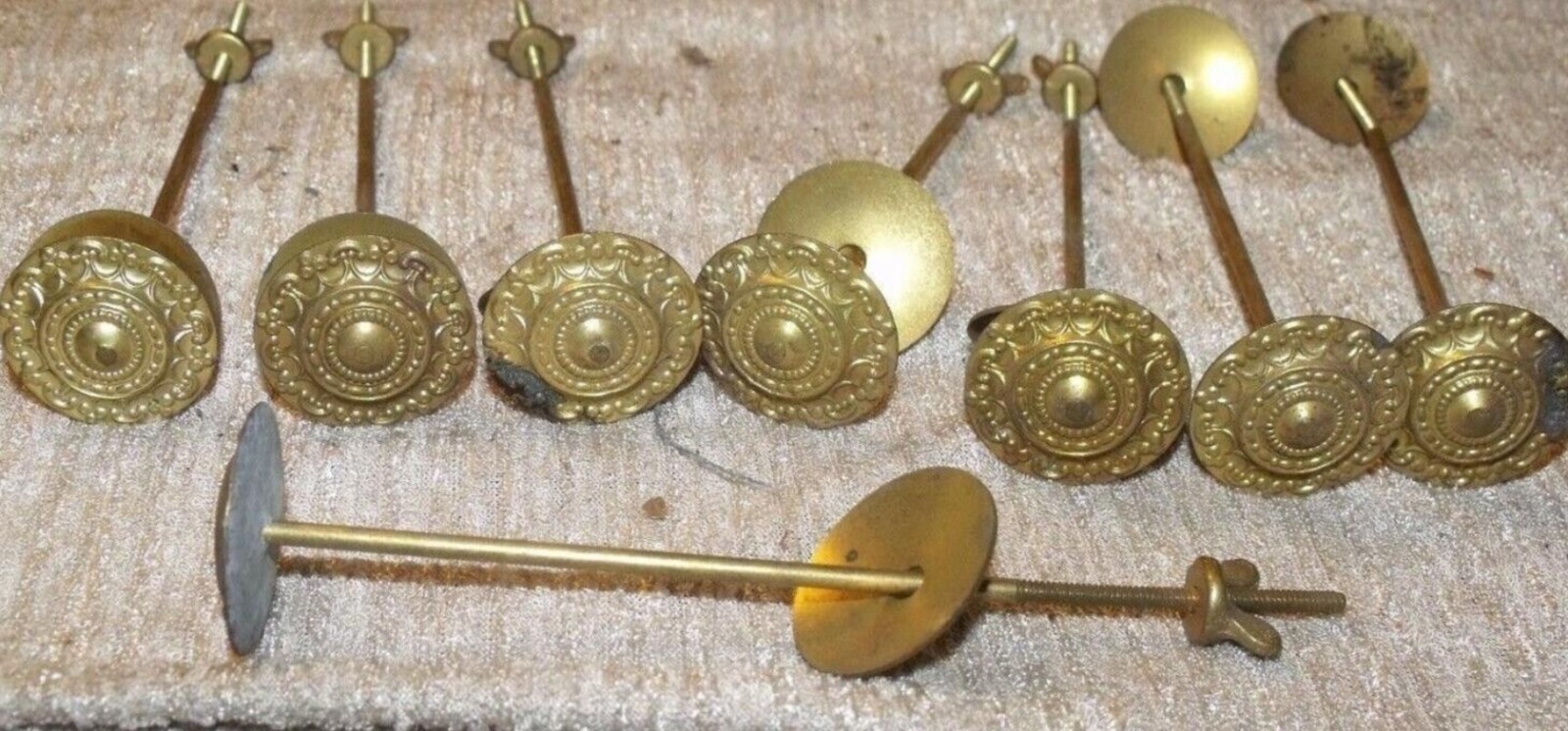 US 1881 - 1902 ORIGINAL SHAKO DRESS HELMET PLUME PIN HOLDS PLUME TO HELMET