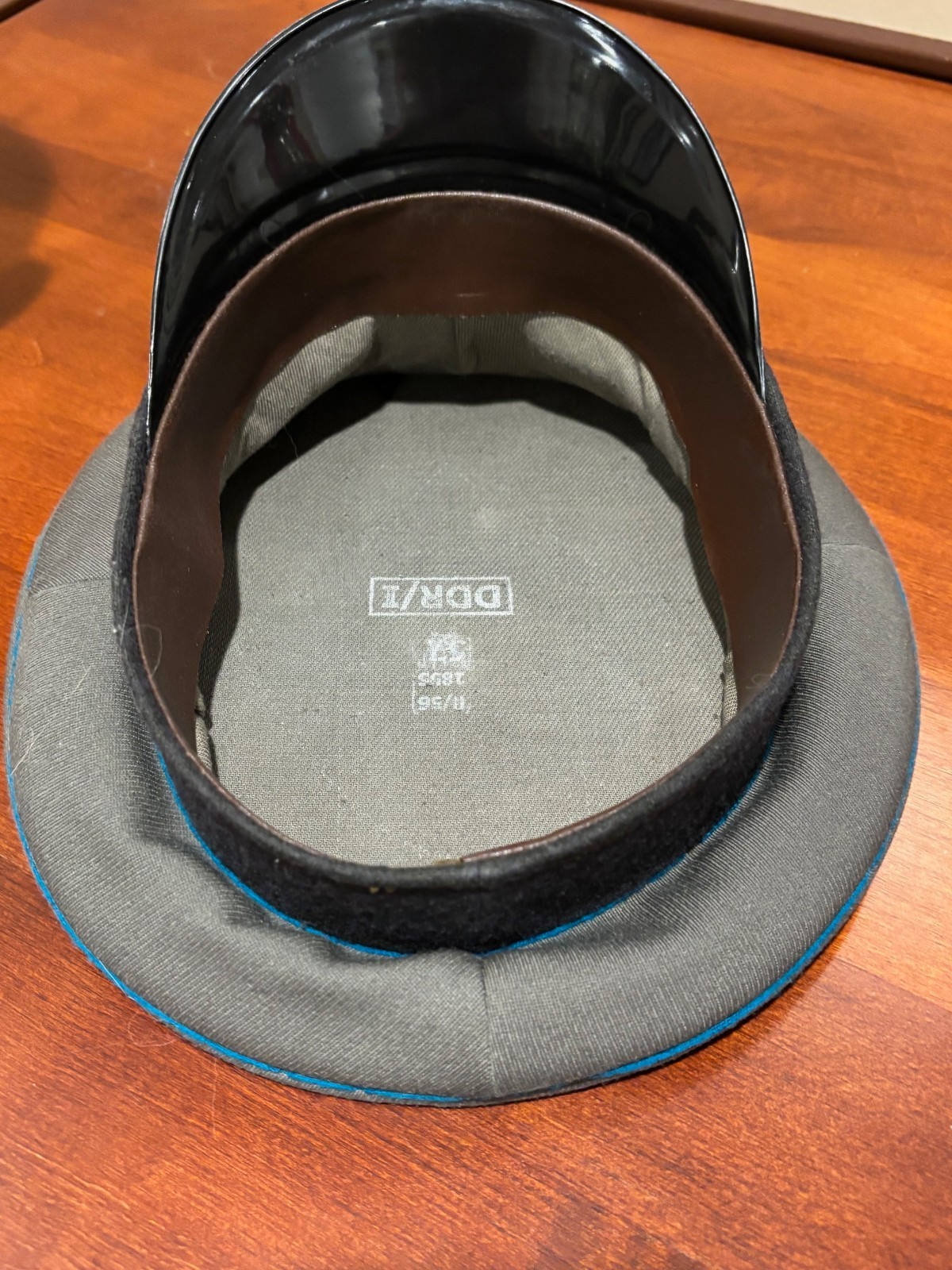 EAST GERMAN LUFTWAFFE Q2 1956 AIR FORCE DDR NCO VISOR HAT CAP SUPER RARE!