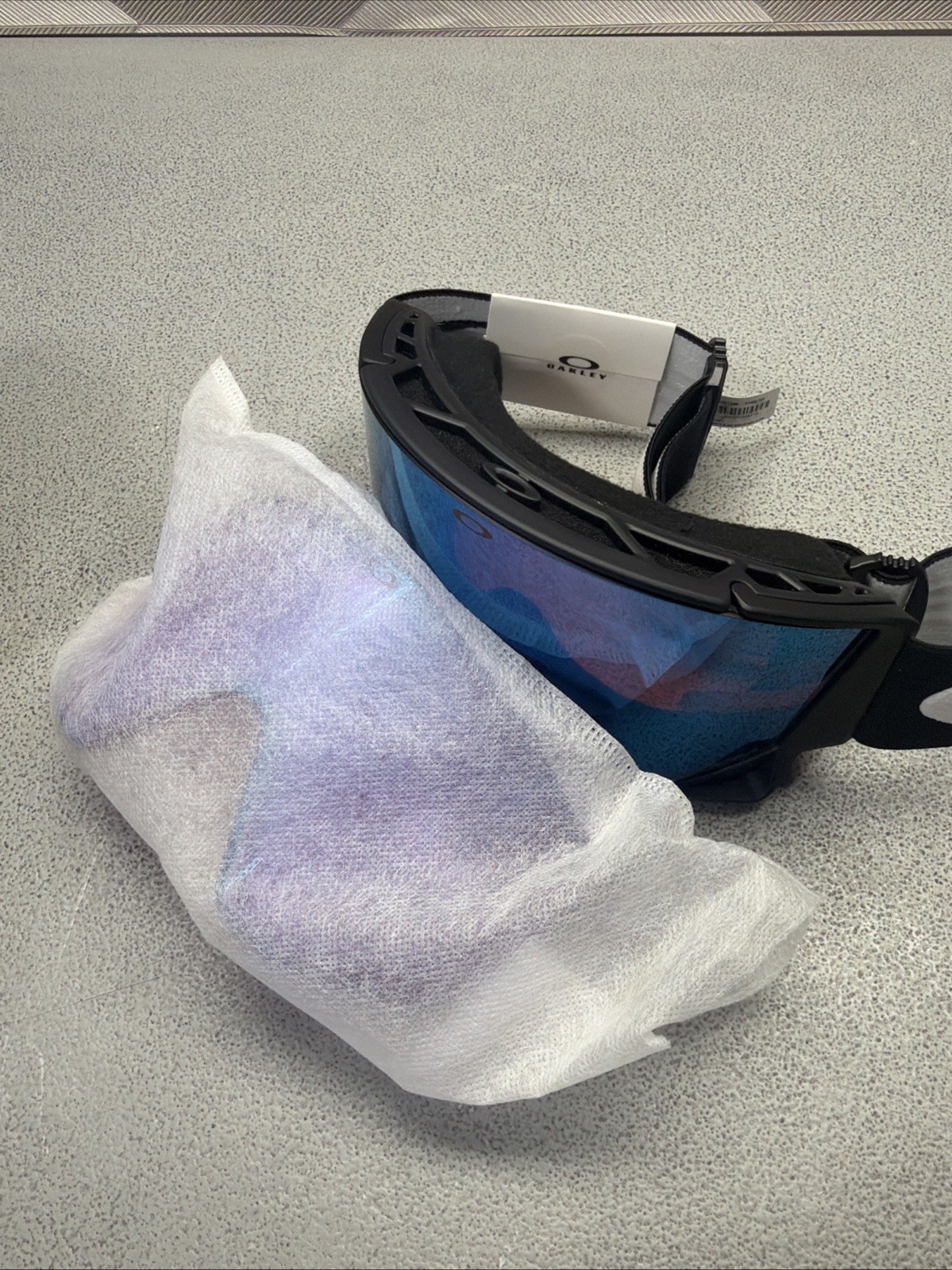 Oakley flow scape size L ski snowboard goggles Matte black frame prism sapphire