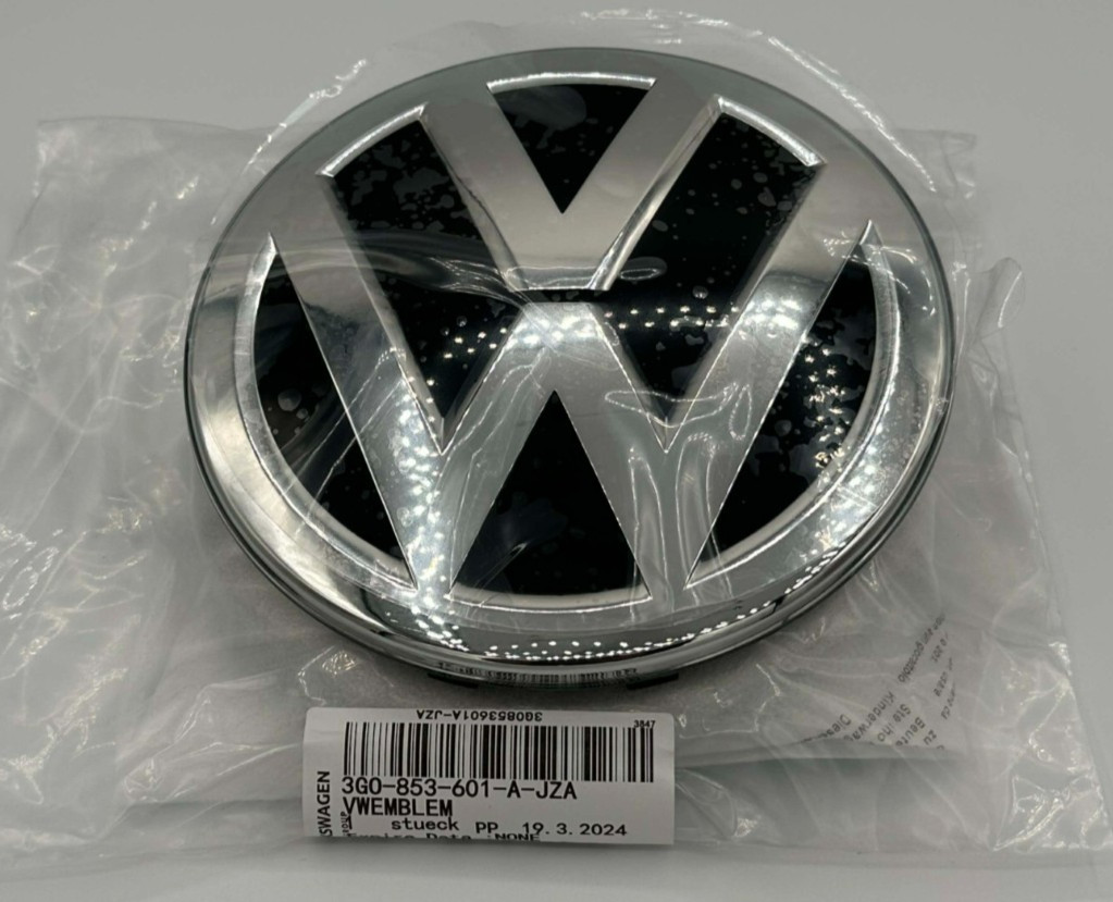 Fit For Volkswagen VW Grille Emblem Arteon Golf Family 2015-2021 3G0853601-A-JZA