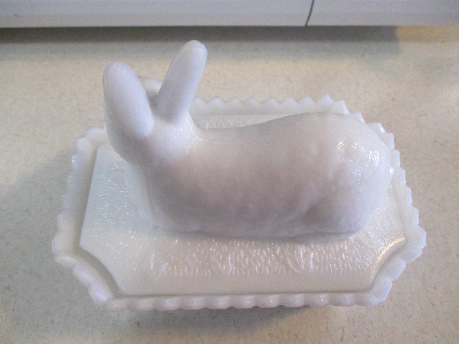 Westmoreland Milk Glass Bunny On A Nest Covered Dish
