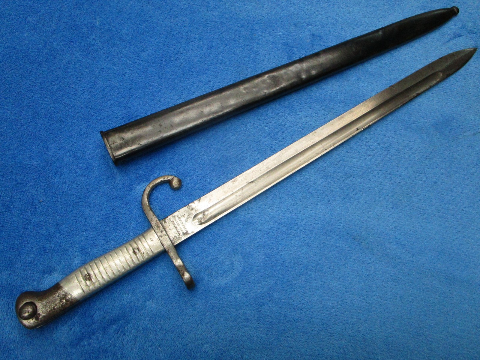 ORIGINAL ANTIQUE M1891 ARGENTINE MAUSER BAYONET AND MATCHING SCABBARD MAKER WKC