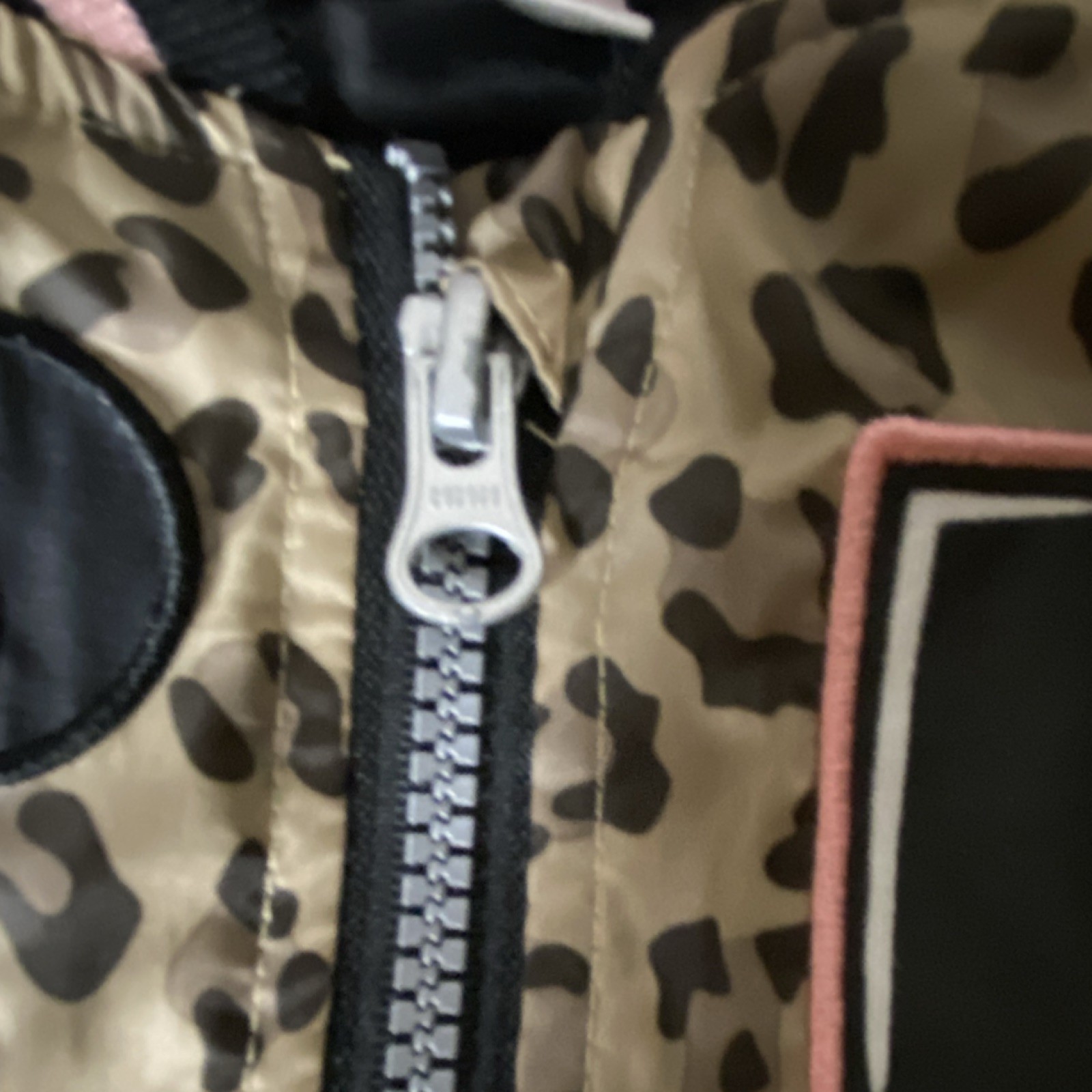 Disney Minnie Mouse Girls Tan Animal Print Bomber Jacket 4T Full Zip