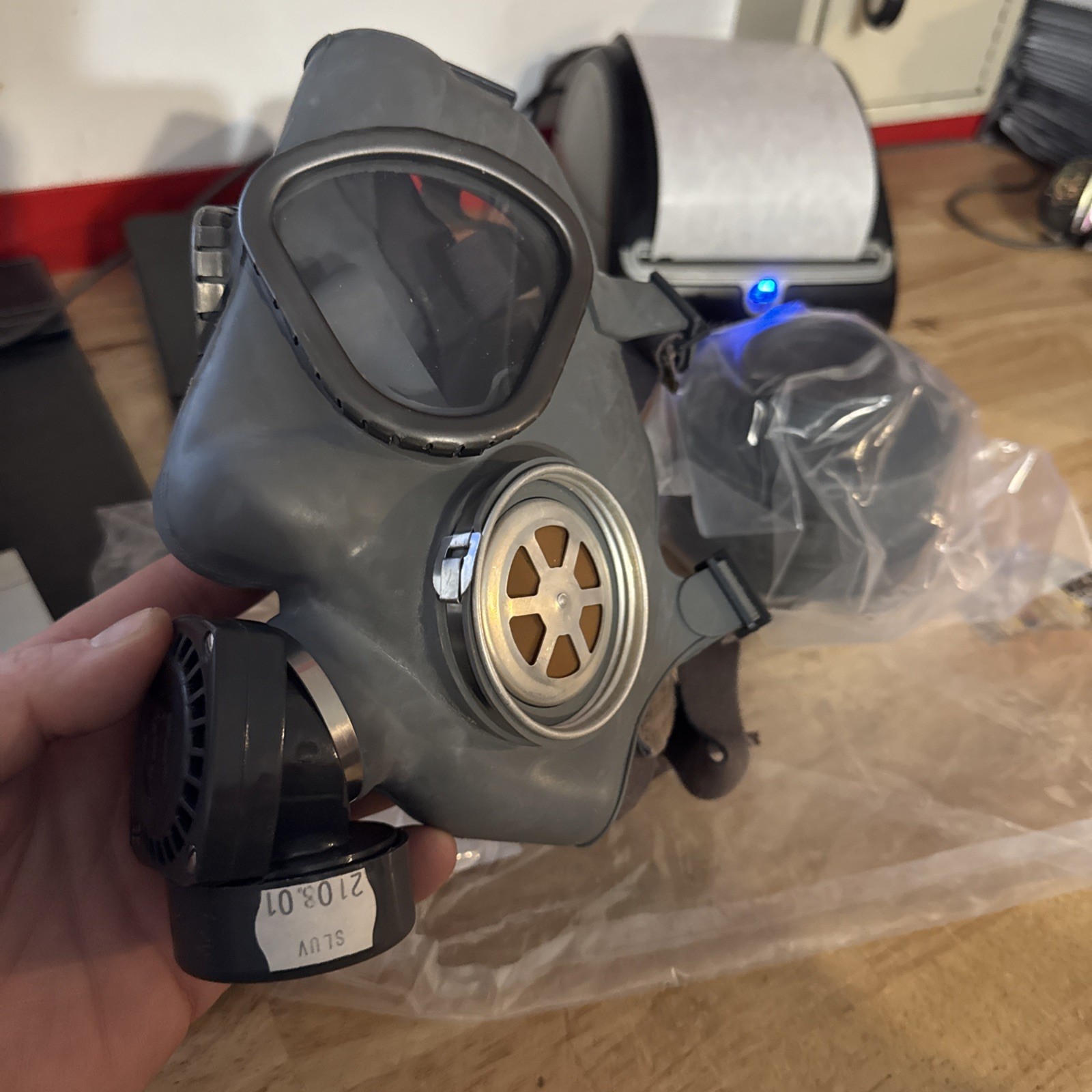 Finland Gas Mask New/Old Stock Clear Insert NATO 40mm Filter NBC Nuke Army Surpl