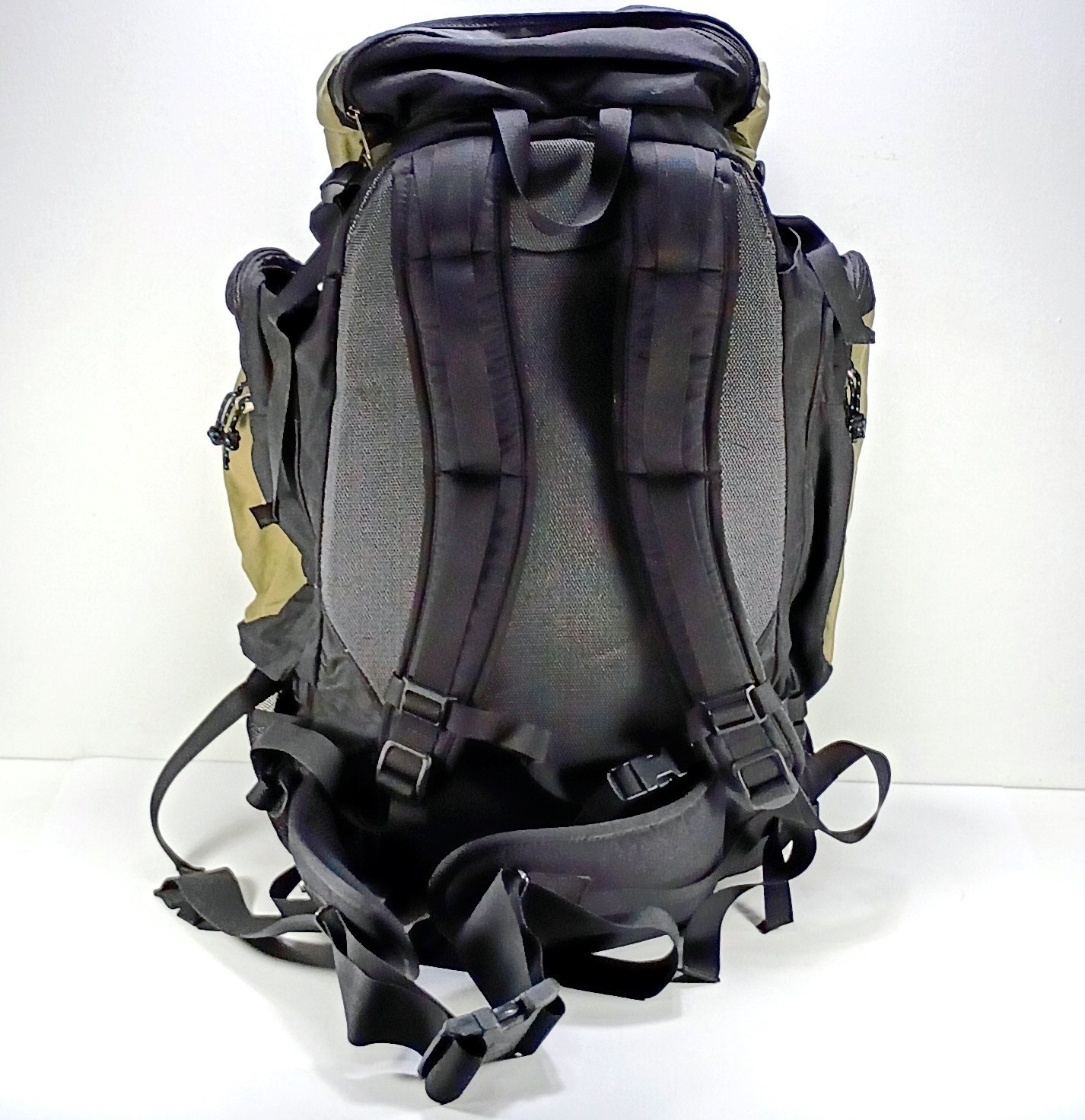 Kelty Moraine 3200 Internal Frame Backpack 52 Liter Black And Green