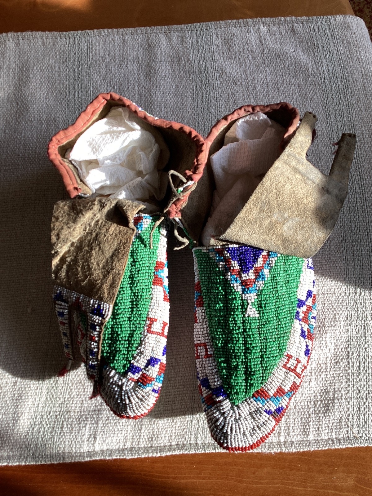 c1910 Native American Sioux Ceremonial Moccasins great colors & condition