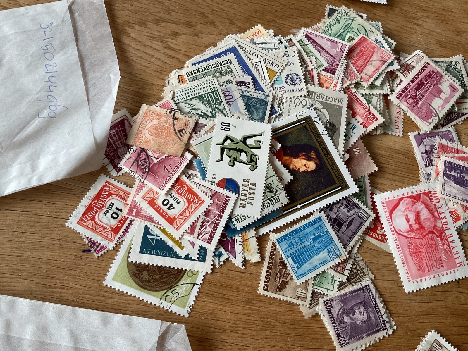 Hungary 3 packets large job lot stamps B962