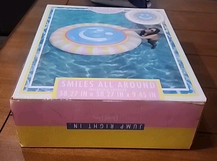 Packed Party Extra Large 58 inch 'Smiles All Around' Inflatable Pool Float