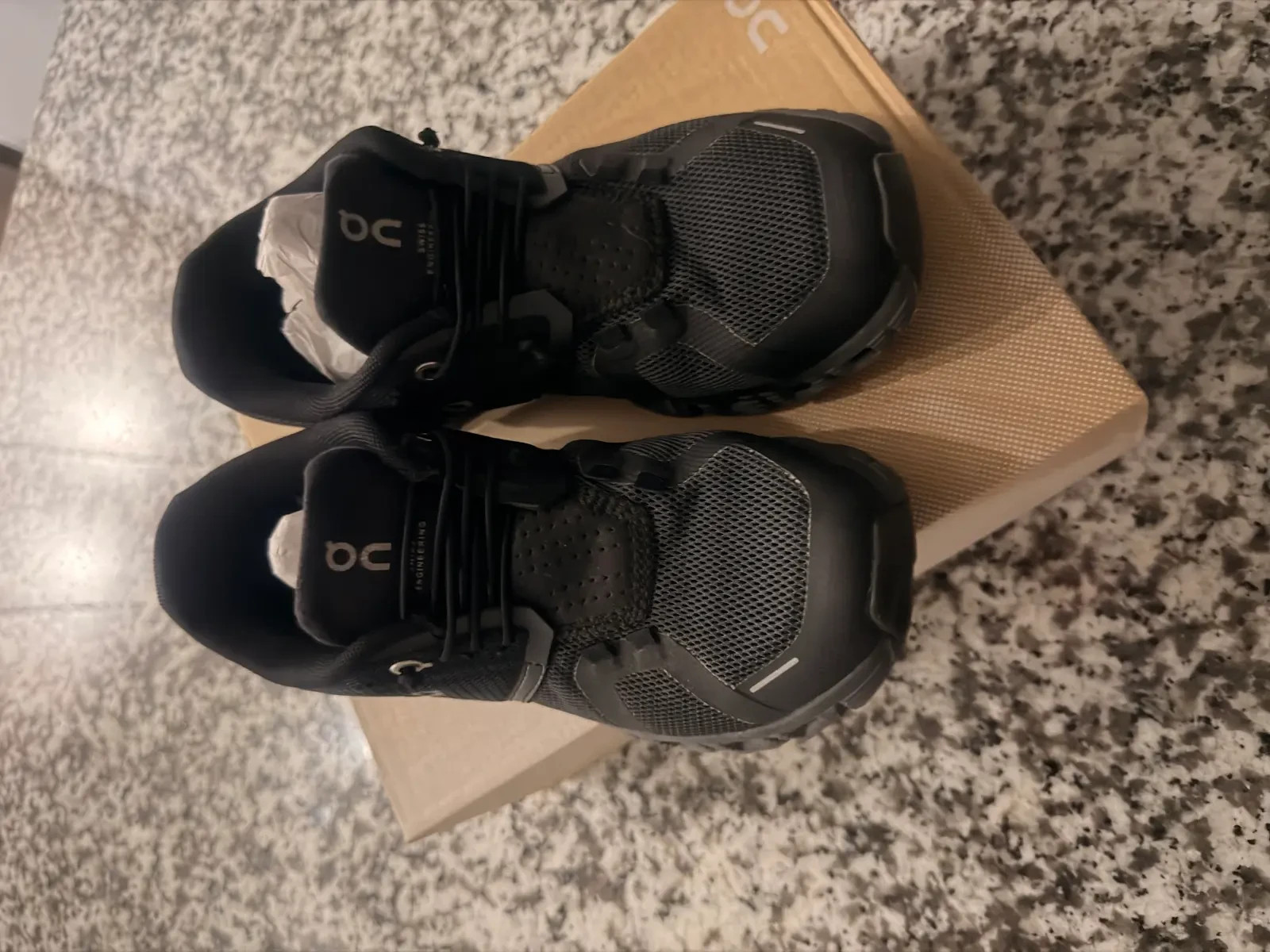 On Cloud 5 - All Black- Women Running Shoes