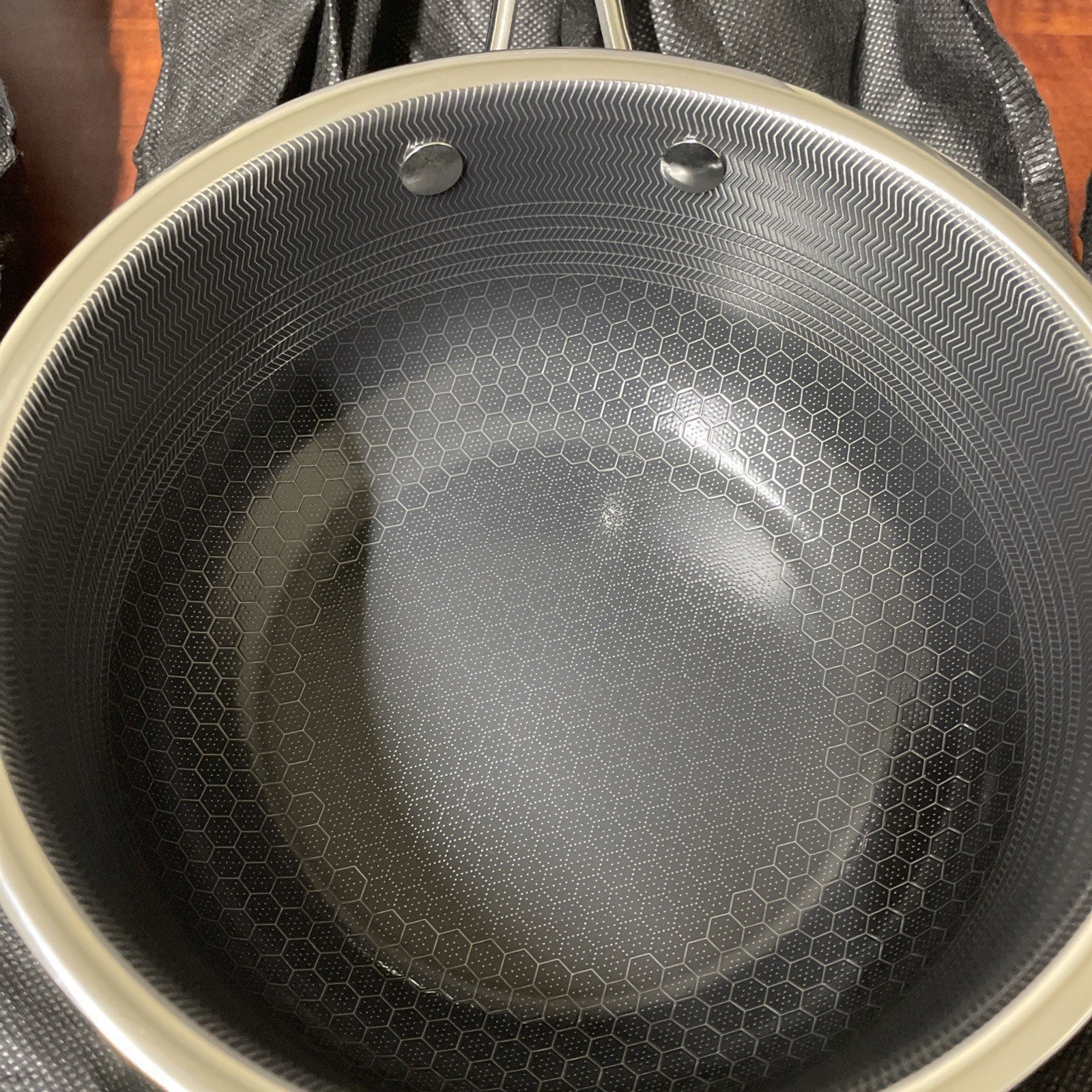 HexClad Hybrid Nonstick 6 Piece Sauce Pan Pot Cookware Set 2qt 3qt 8qt W/ Lids