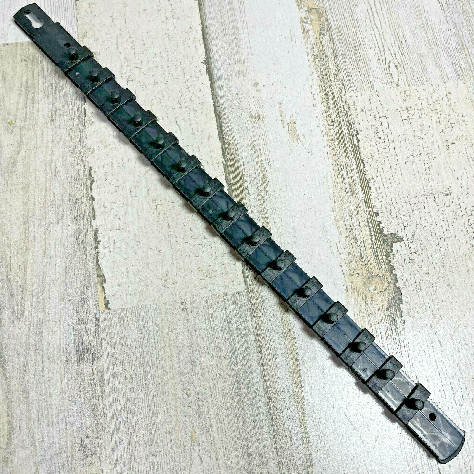 Ernst 1/4" Drive 18" Socket Organizer Rail with 15 Twist Lock Clips - Black