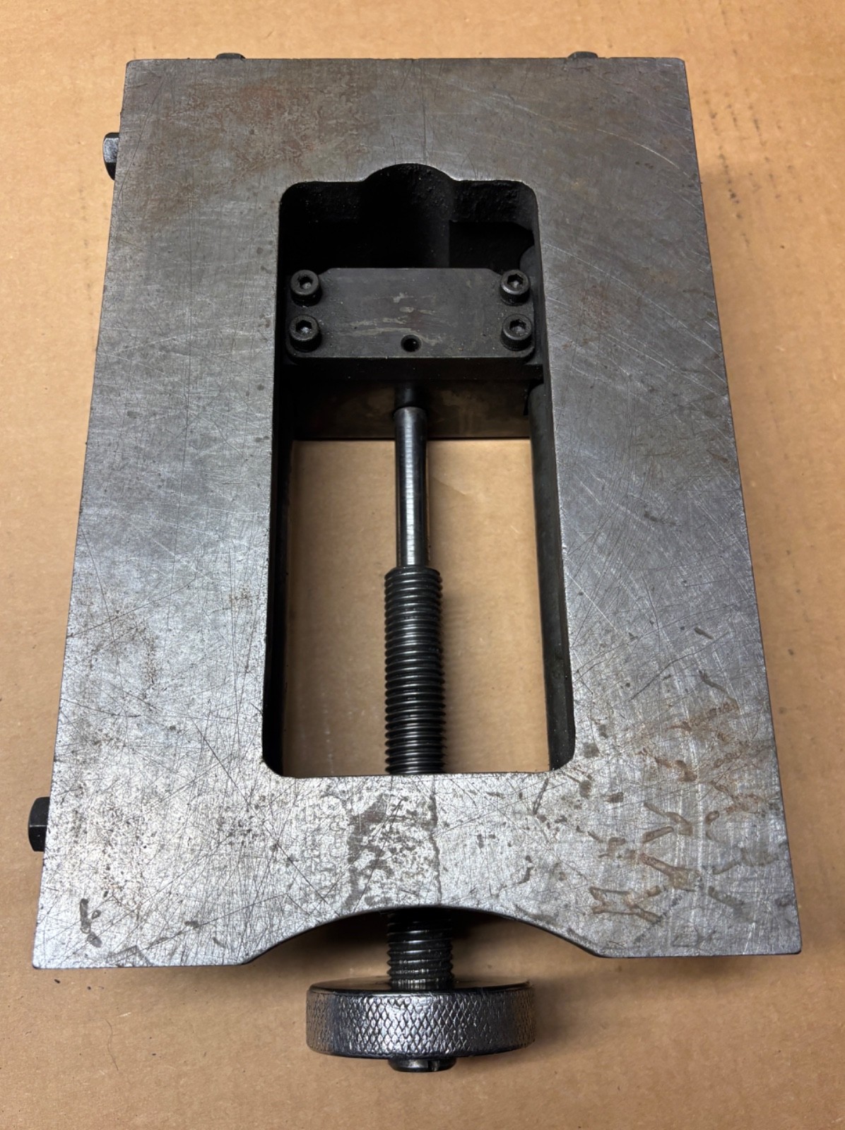 MOORE TOOLS - 5 1/2" Machining Vise for Moore Jig Bore Machine - MOVES GREAT