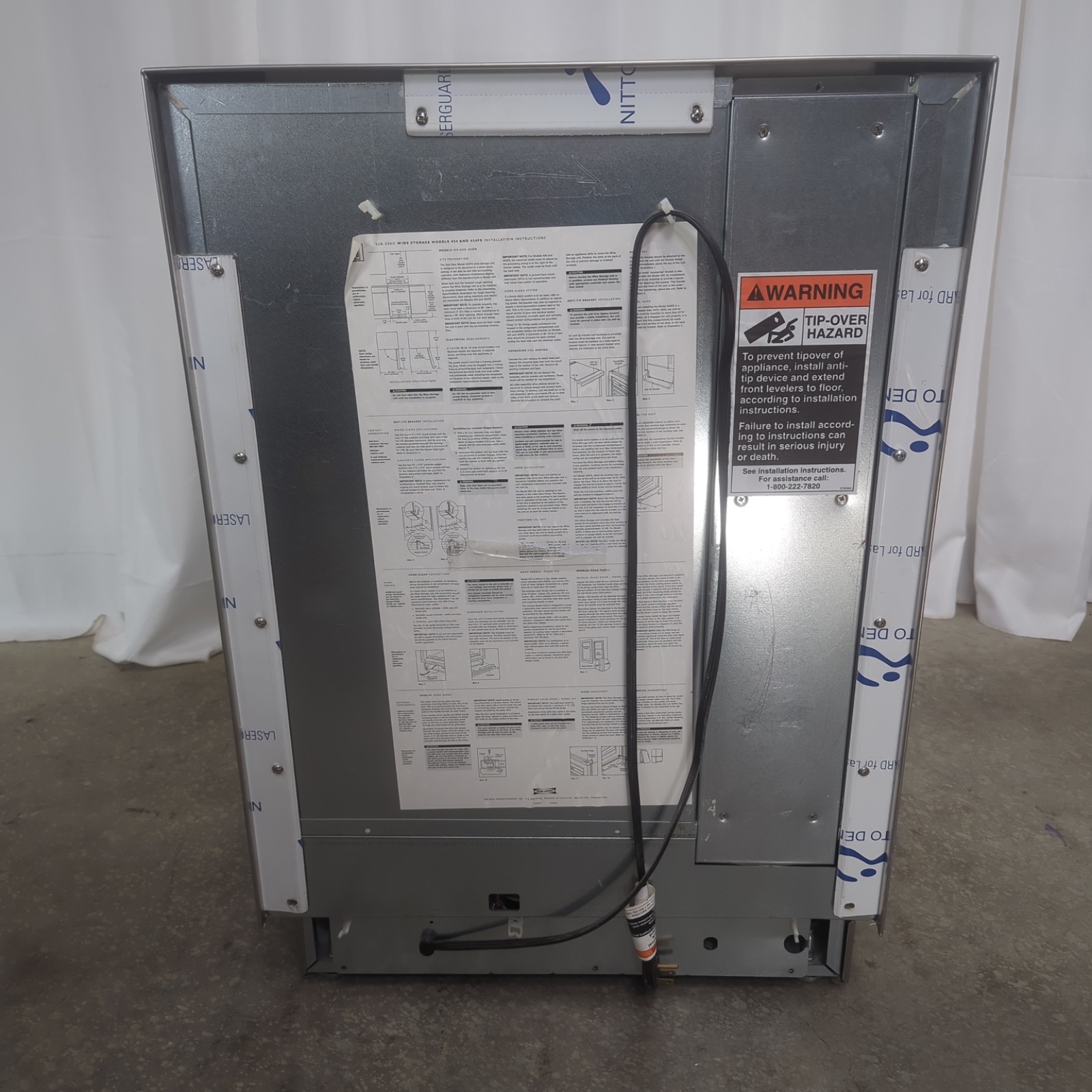 2014 Sub-Zero 424FS 24" Stainless Steel Standalone/Undercounter Wine Cooler