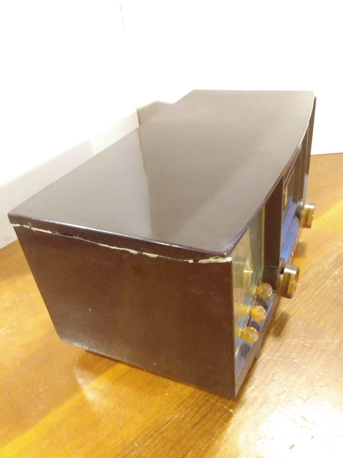 Vintage 1955 Zenith X519 AM Tube Clock Radio