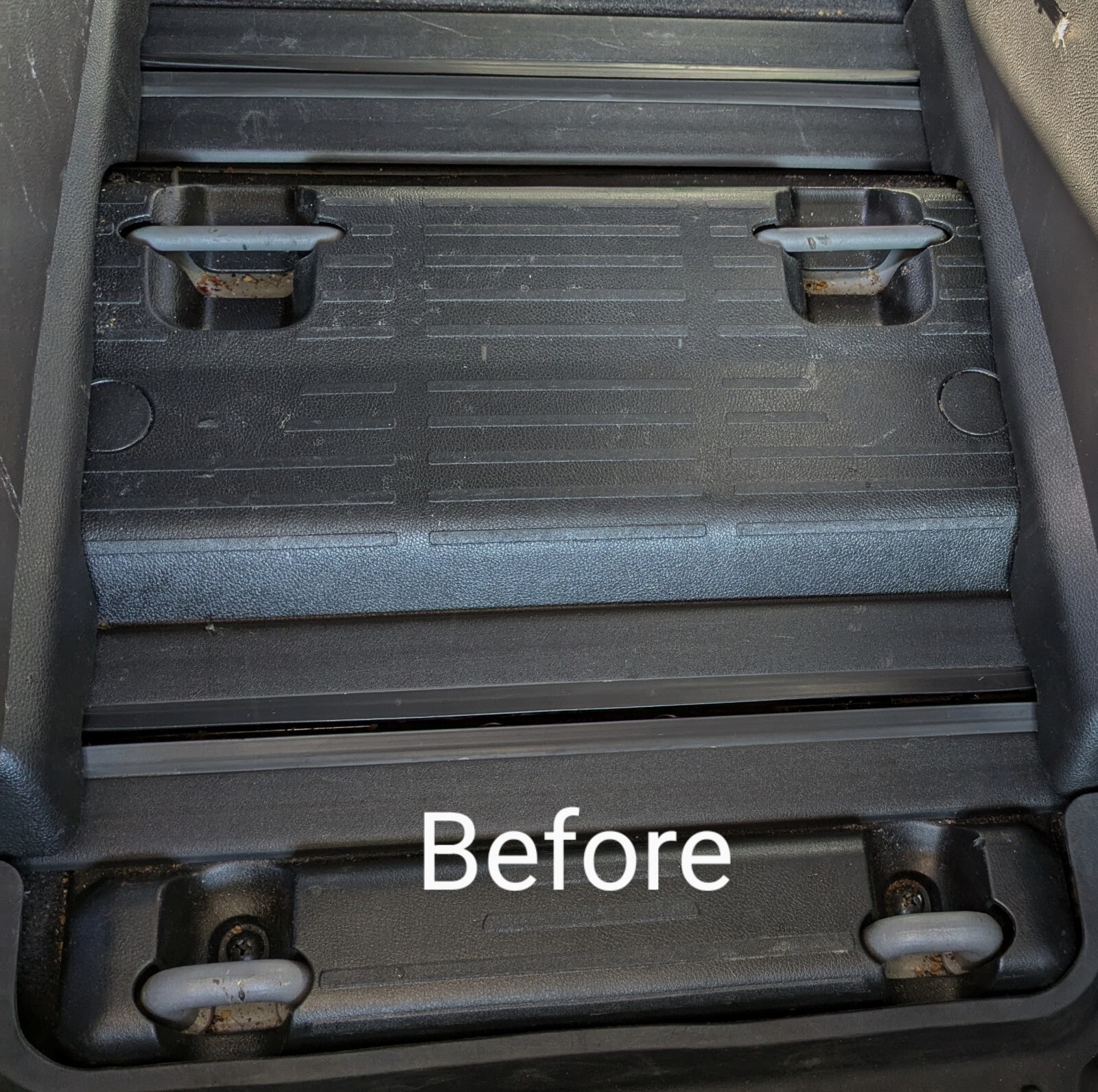 Covers, Middle Seat,Floor Anchor, Honda Odyssey 2018-'26 w/MagicSlide Pat Pend.