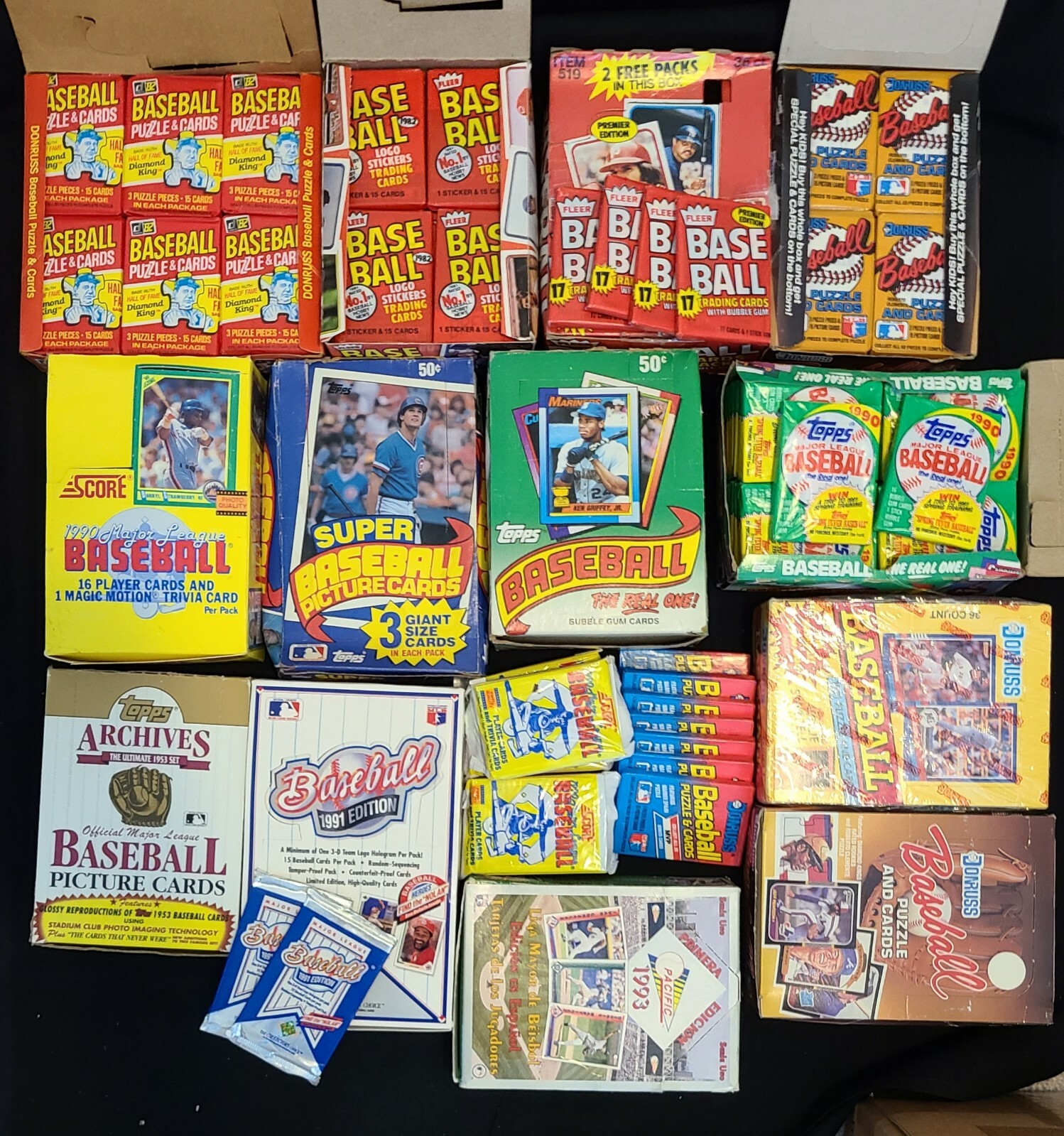 +500 Lot of Vintage Unopened Basketball Baseball Football Cards in Sealed Packs