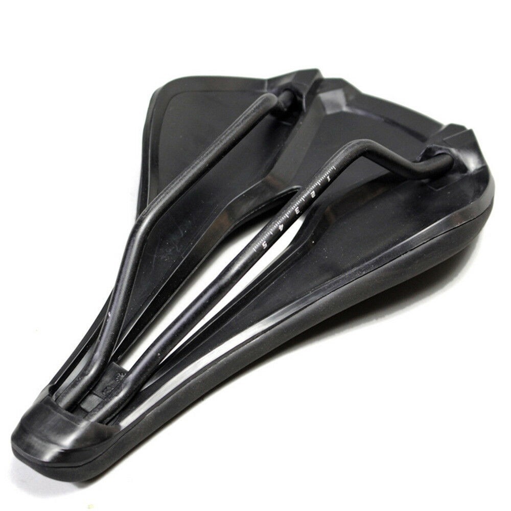 EC90 Short Nose Road Saddle - 206 grams - 143mm Wide by 240mm long - BRAND NEW!!