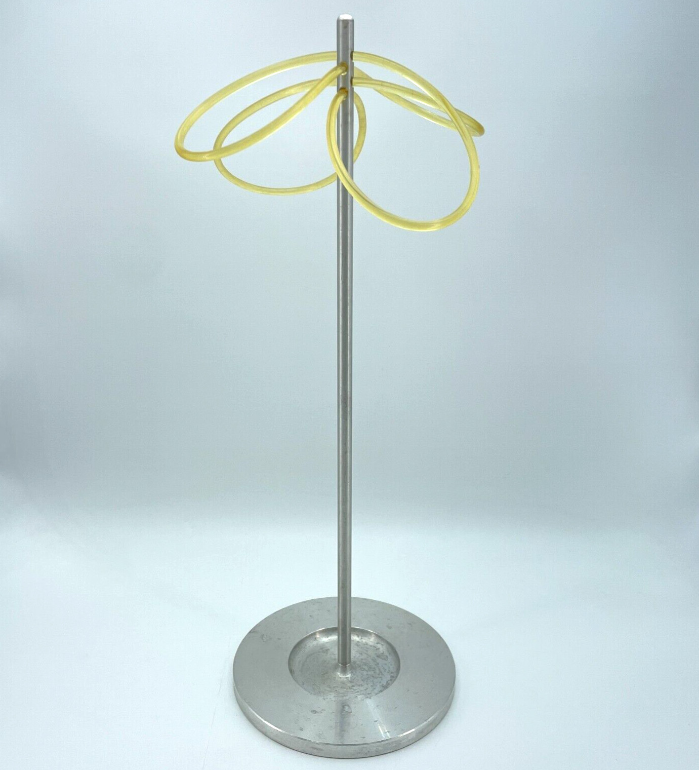 VINTAGE MCM Umbrella Stand Cloverleaf Lucky Clover Aluminum Silver Decor 25in