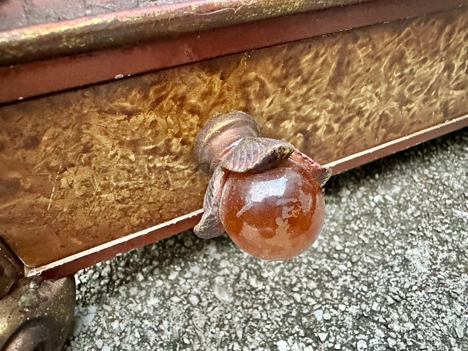 Oriental Accent Safari Wildlife Chess Set Hand Painted Resin Piece Storage Board