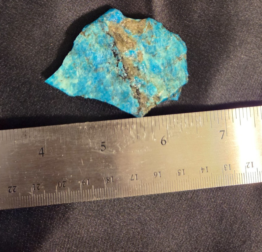 HIGH QUALITY TURQUOISE KINGMAN ROUGH 38 GMS