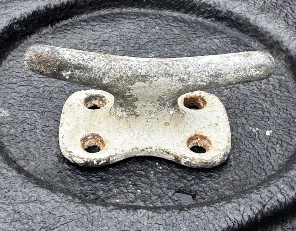 Antique Cast Iron Boat Cleat 3 1/4” Nautical Mooring Hardware Patina