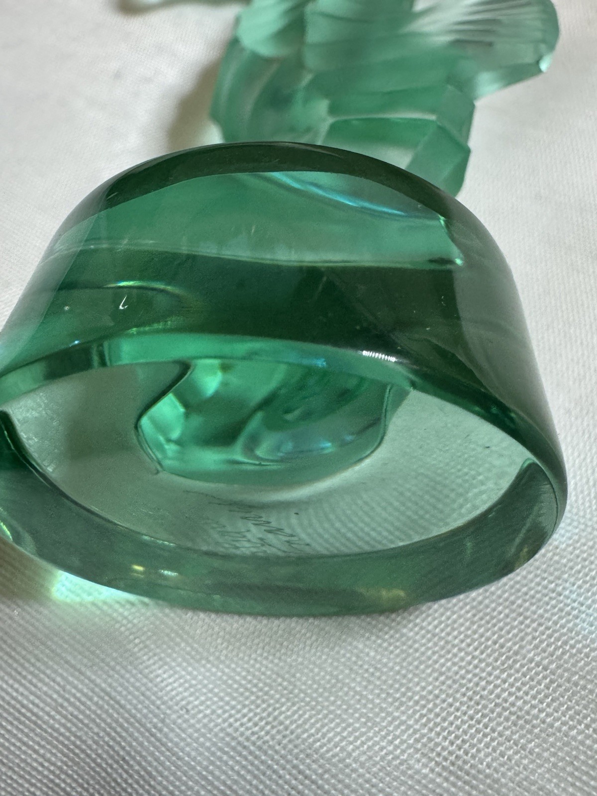 Beautiful Lalique Crystal Green Seahorse Sculpture Signed