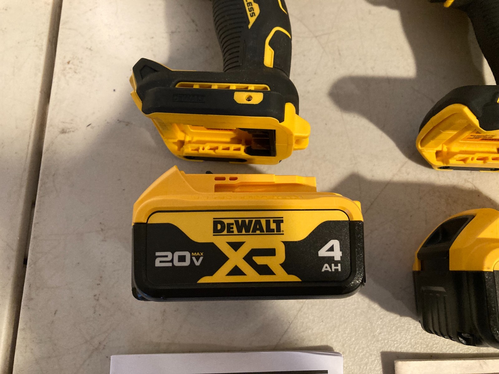DeWalt 20V Max XR Brushless 2-Tool Combo Kit DCD800 DCF850 (2) 4Ah Batts w/Bag