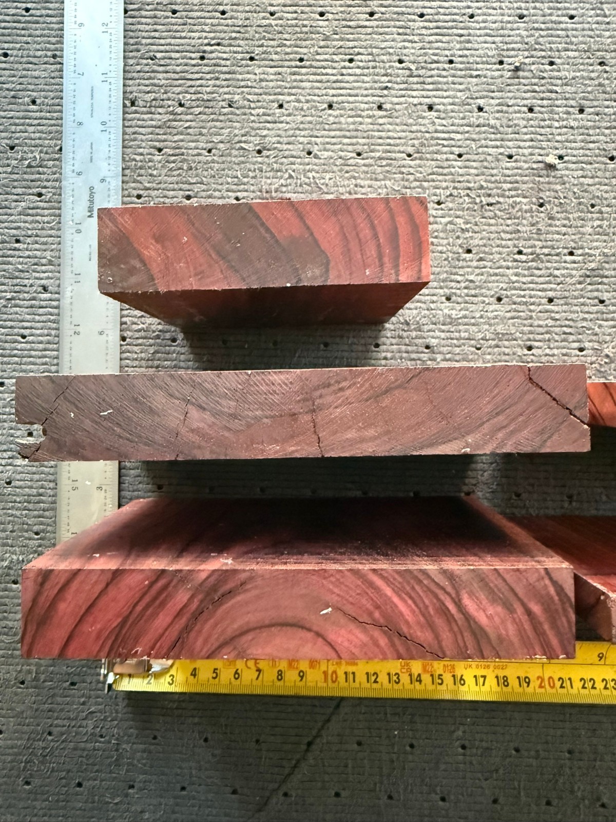 Bois de Rose 6 pounds box #20