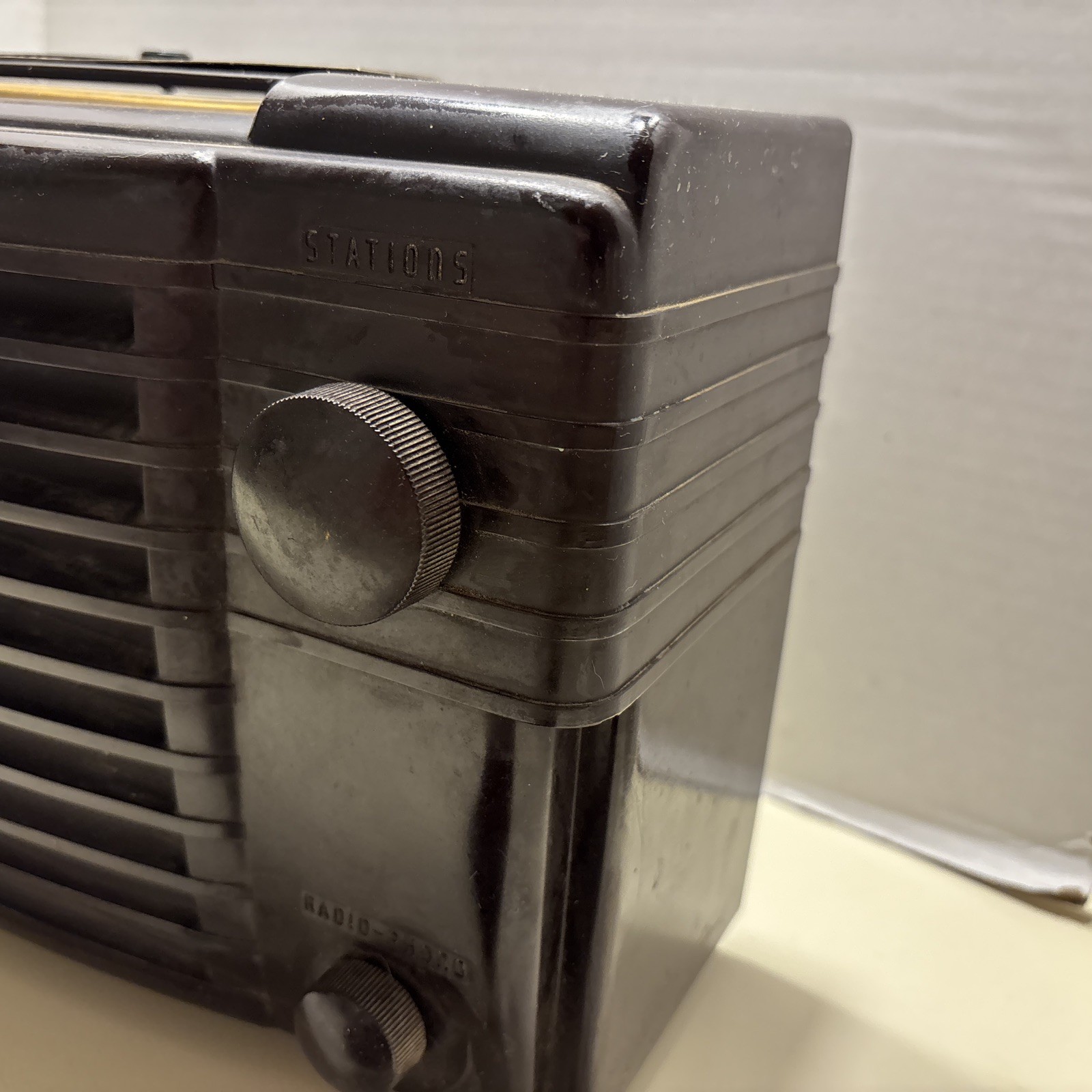 Westinghouse Classic Tube Type Radio M# H-247 Radio Parts/Repair.Read Details