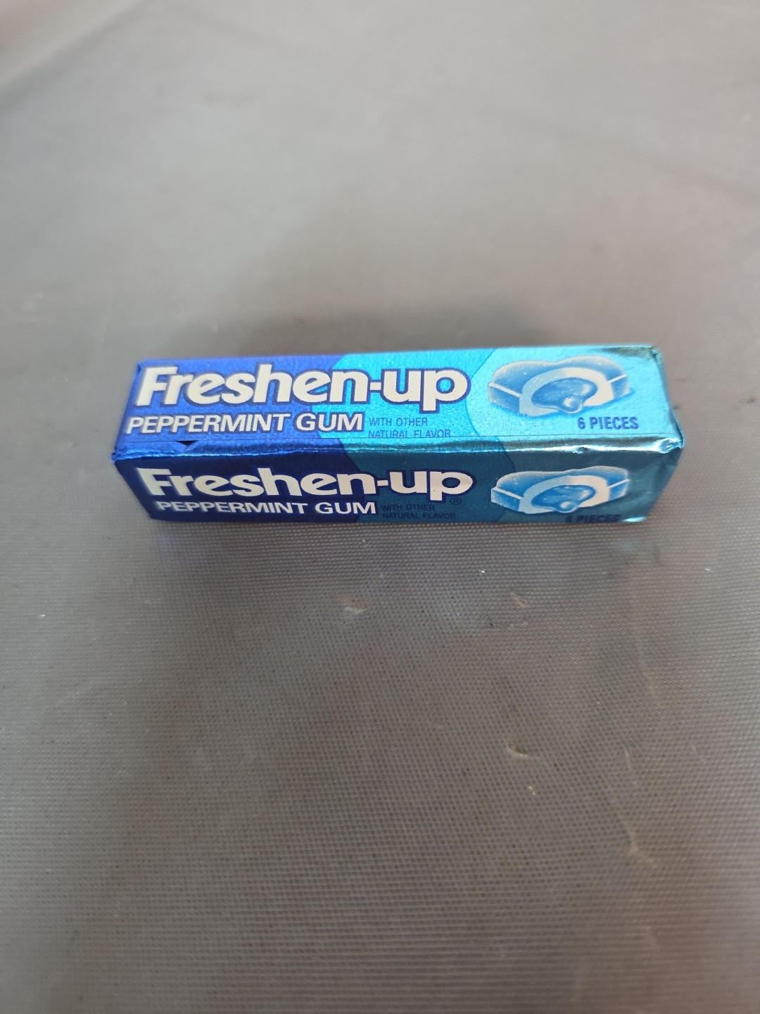 Vintage FRESHEN-UP PEPPERMINT GUM Unopened New Old Stock