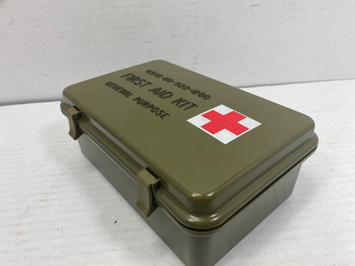 US MILITARY First Aid Kit Box , Complete