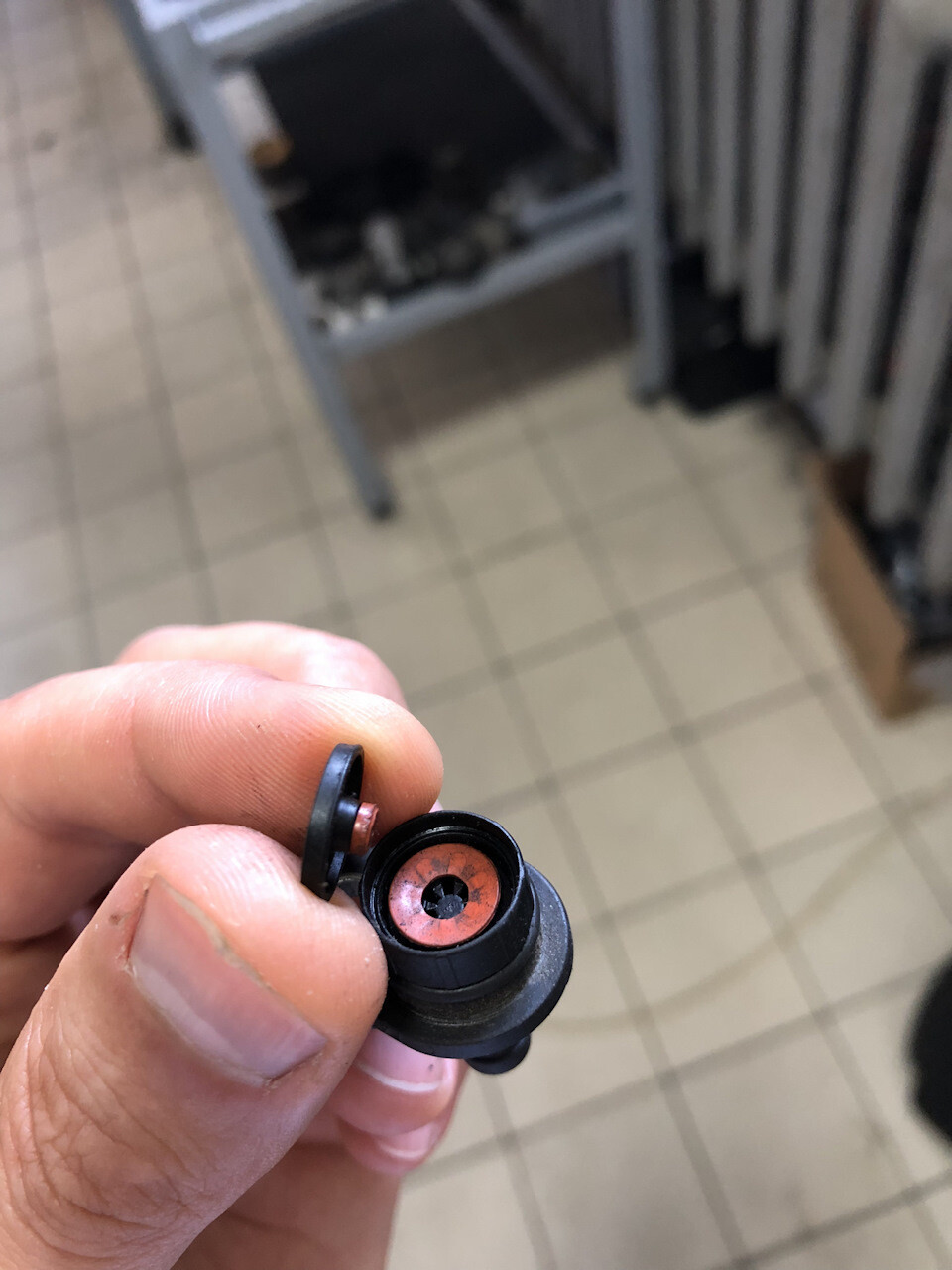 Vacuum pump valve repair kit for Mercedes M276 W212 W205 W166 2762300065