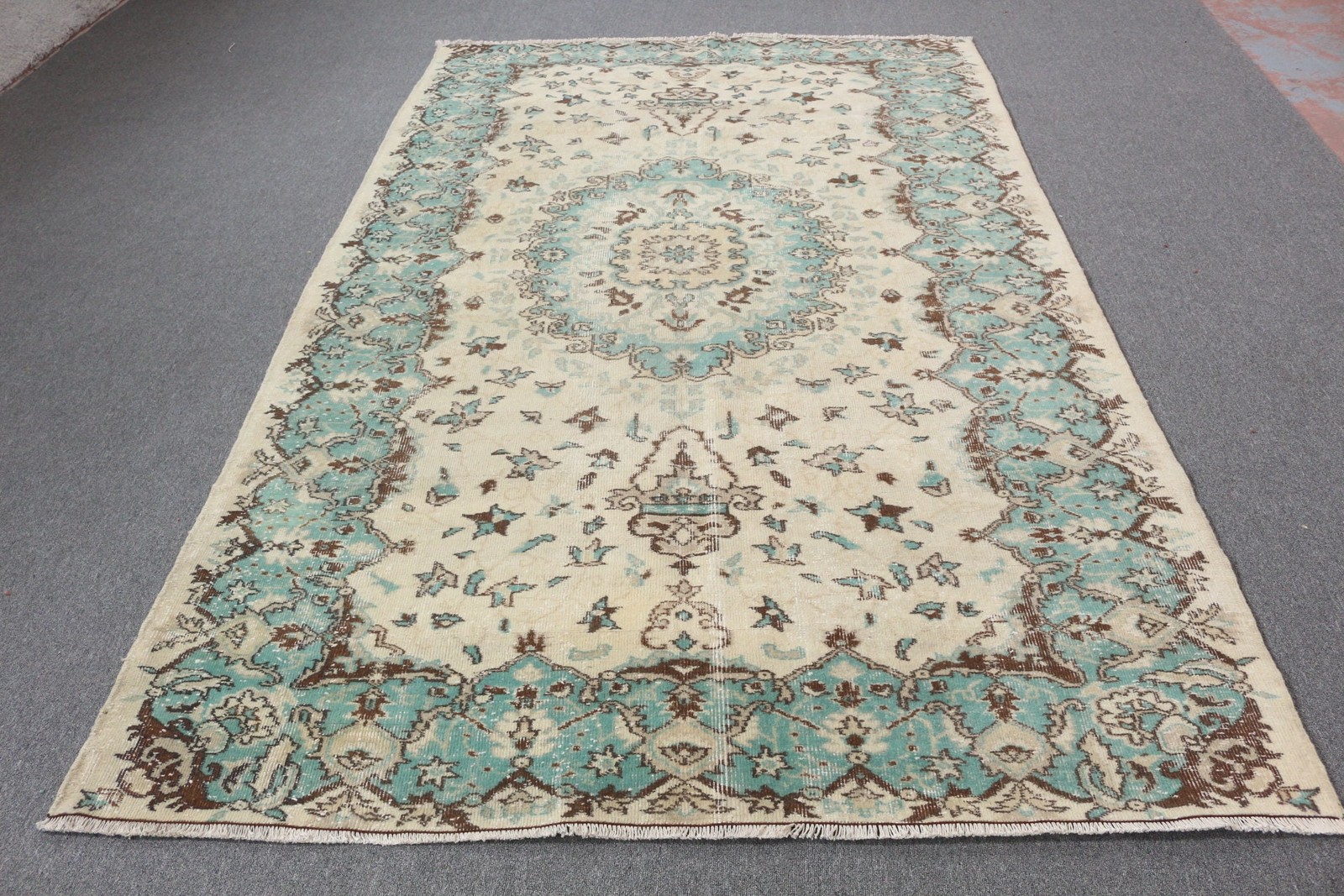2,5x9,2 ft Runner Vintage Rug, Blue Bordered Turkish Rug
