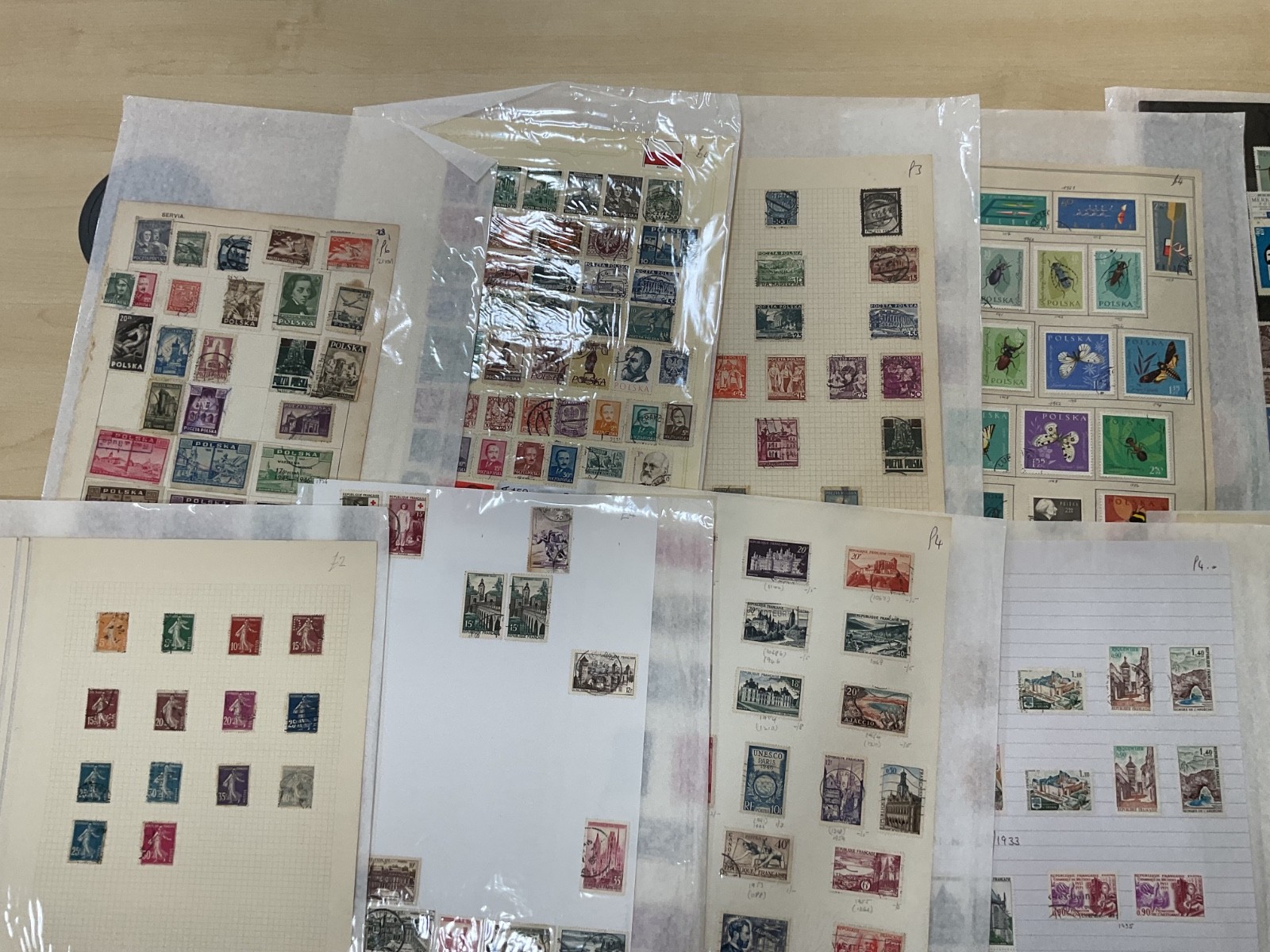 Poland stamps. Ex dealer leaves. Mint/Used. Vintage to modern 1.8kg G118