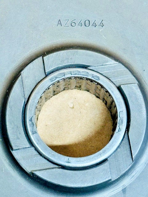 John Deere - Upper Rear Drive Gear AZ64044 - NEW