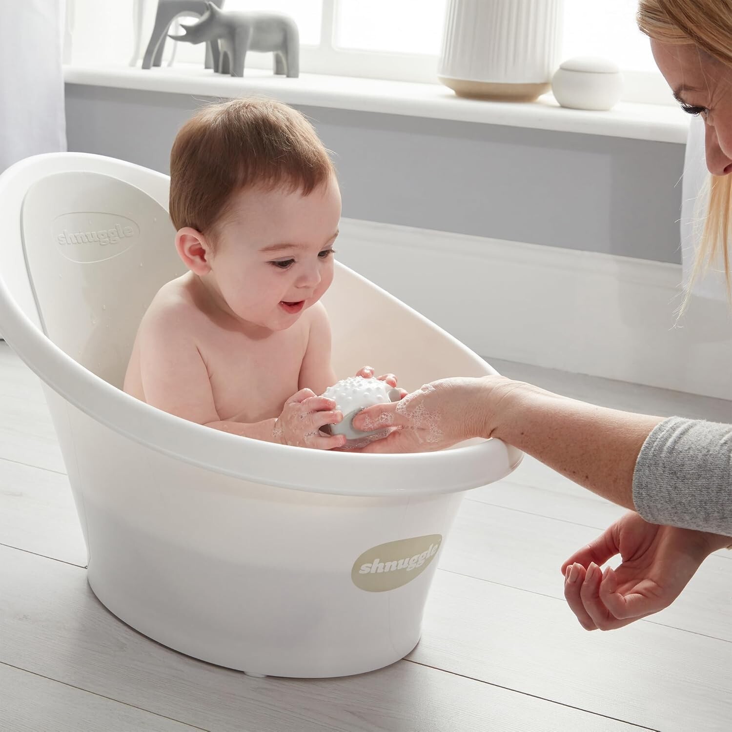 Shnuggle Newborn Baby Bath | Built in Support Bump and Soft Backrest - Taupe