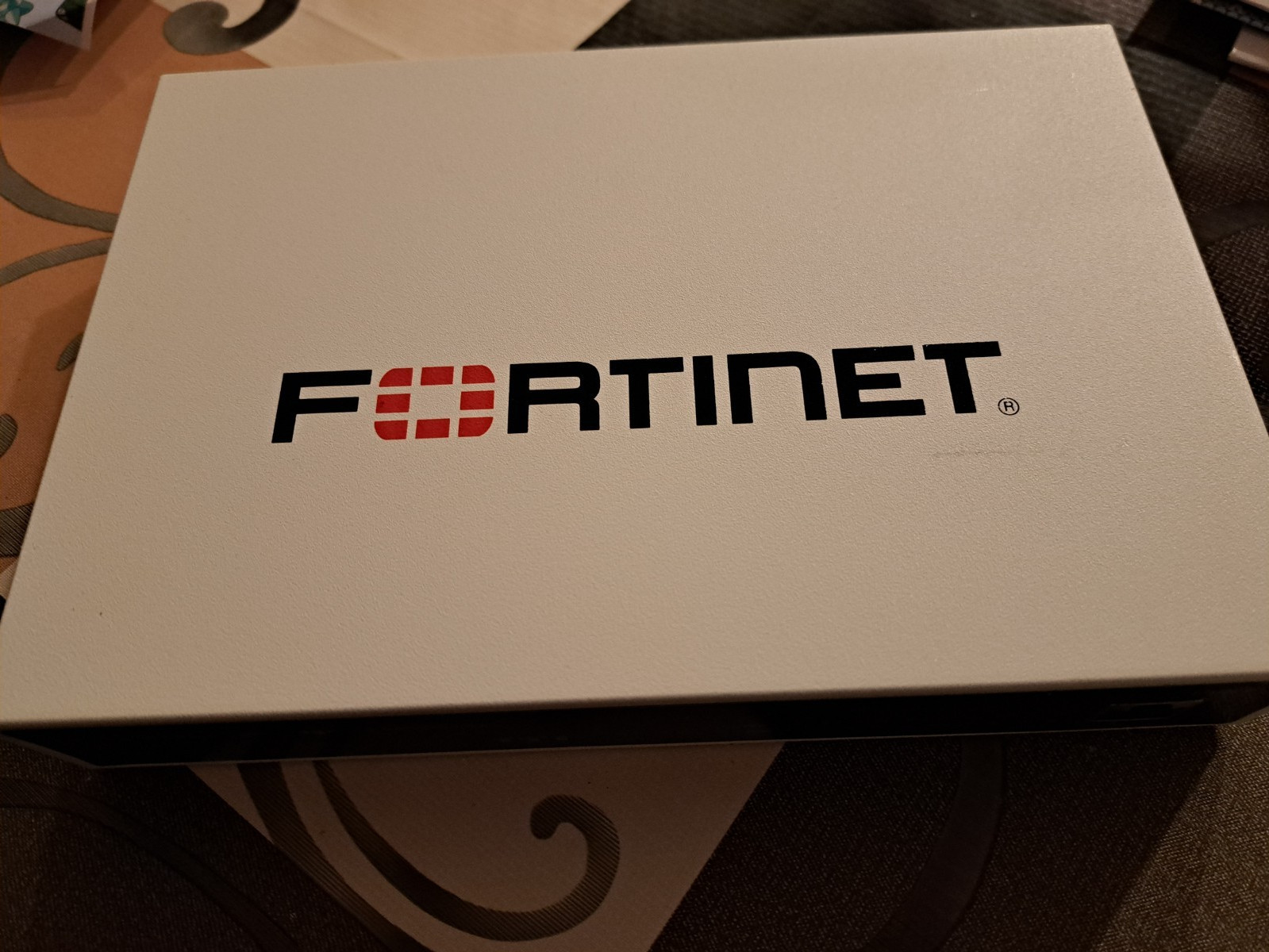 Fortinet Fortigate-60D FG-60D Firewall Security Appliance (No Pwr Cable)