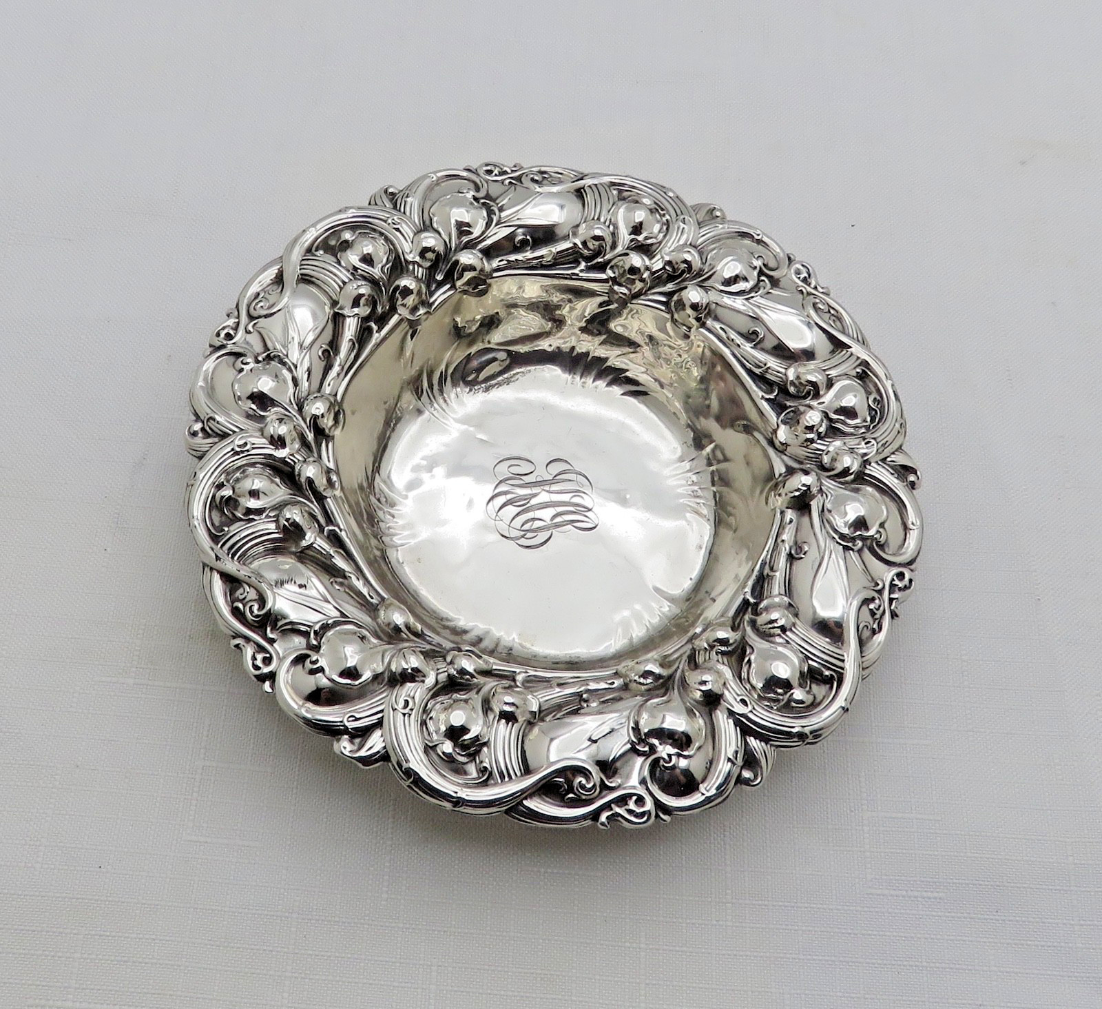 Frank M. Whiting Sterling  Art Nouveau Candy  Bowl #6194 Lily of The Valley