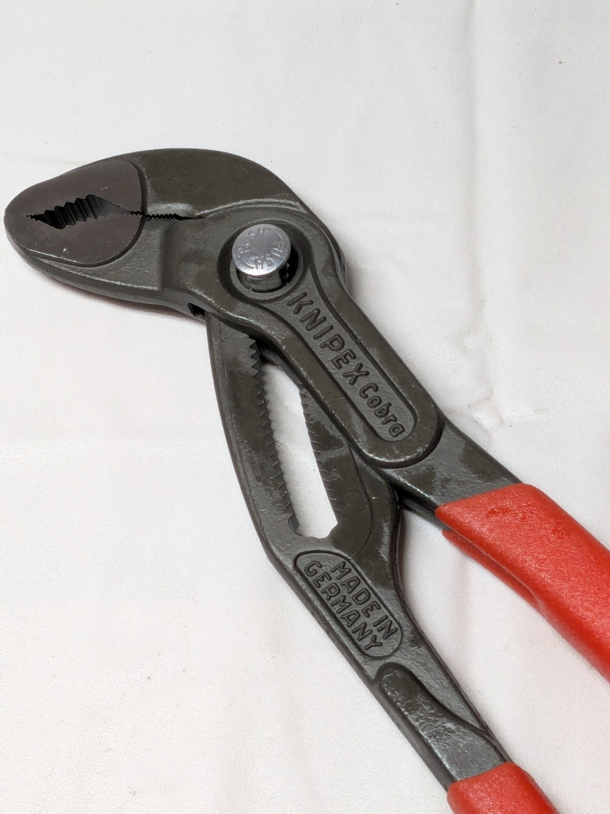 Knipex Tongue & Groove Plier: 1-1/4" Cutting Capacity, Standard Jaw 87 01 250