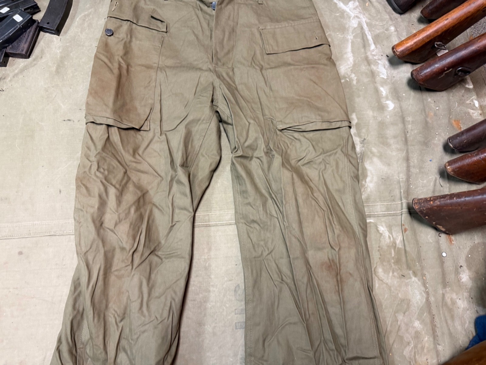 WWII US ARMY DARK SHADE HBT COMBAT FIELD TROUSERS- MEDIUM 34 WAIST